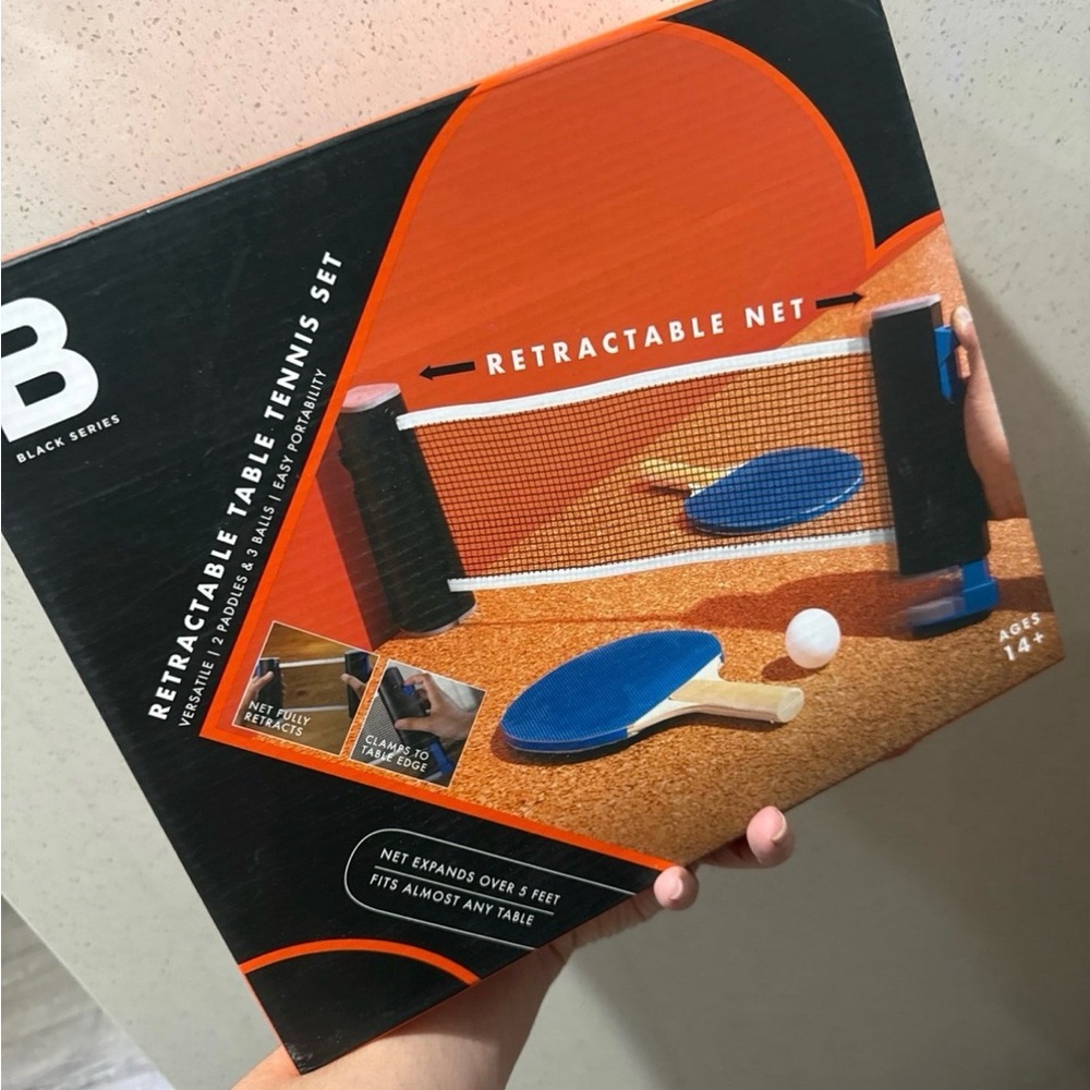 Black Series Retractable Table Tennis Set